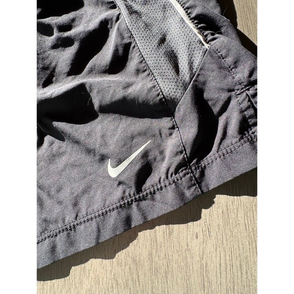Men’s Nike Dri Fit black shorts size medium - Picture 2 of 7